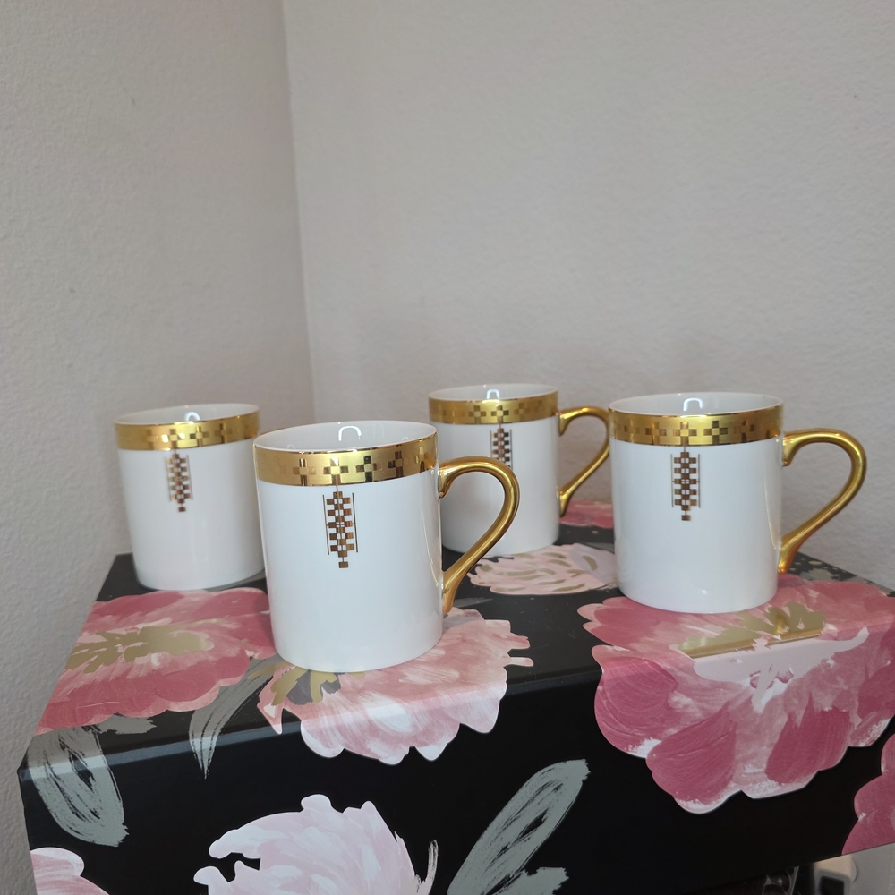 Imperial By Tiffany & Co. Gold and White Mugs